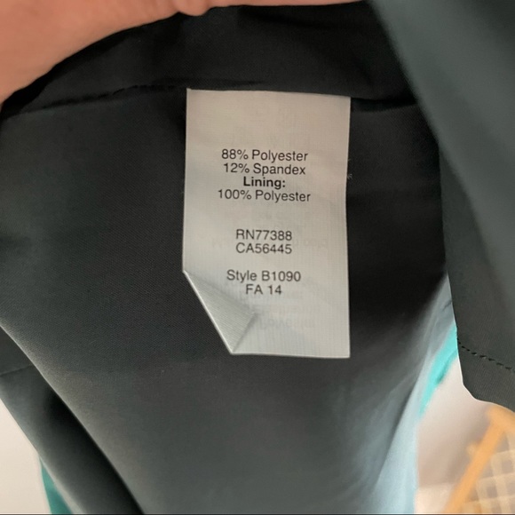 Madewell Anywhere Fit and Flare Scuba dress - Picture 5 of 7